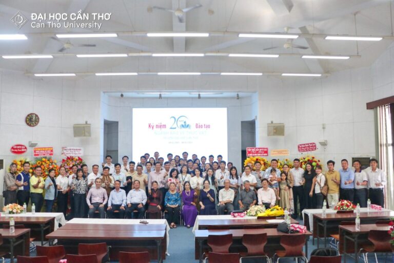 Lễ Kỷ niệm 20 năm thành lập Ngành Bảo vệ Thực vật