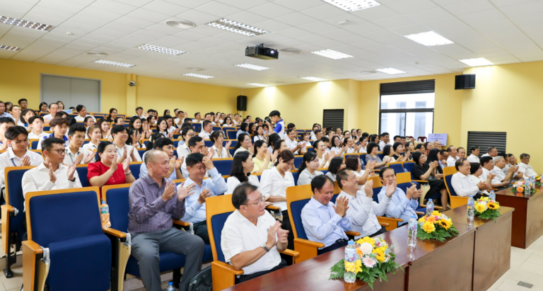 Họp mặt truyền thống kỷ niệm 48 năm ngày thành lập ngành Chế biến, Công nghệ thực phẩm và Công nghệ sau thu hoạch